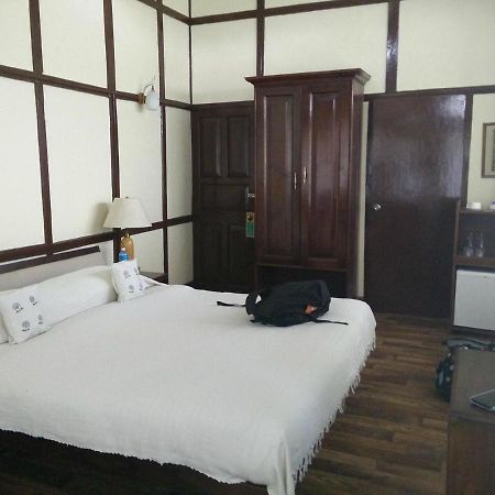 Cafe Shillong Bed & Breakfast Bed & Breakfast Eksteriør bilde