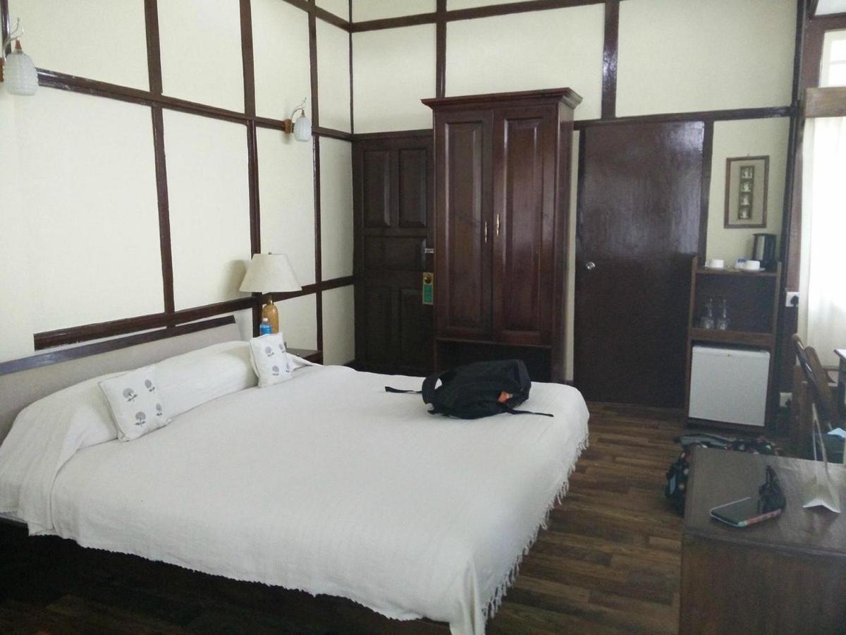 Cafe Shillong Bed & Breakfast Bed & Breakfast Eksteriør bilde