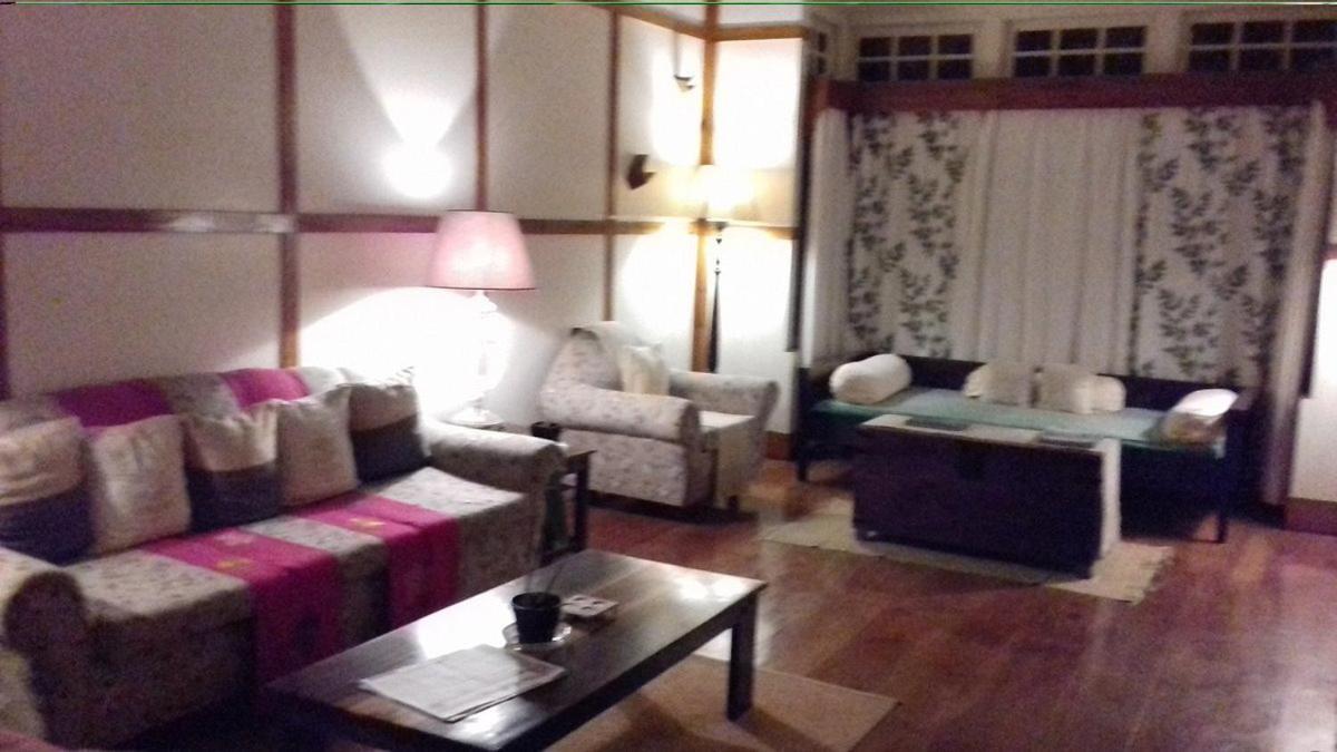 Cafe Shillong Bed & Breakfast Bed & Breakfast Eksteriør bilde